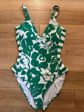 Kate spade women's Green & White Floral One-Piece Swimsuit. Sz med